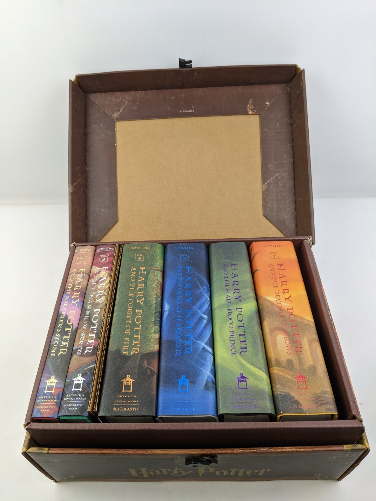 Harry Potter Boxed Set Hardcover 1-7 in Trunk Chest Limited Edition NO BOOK 3