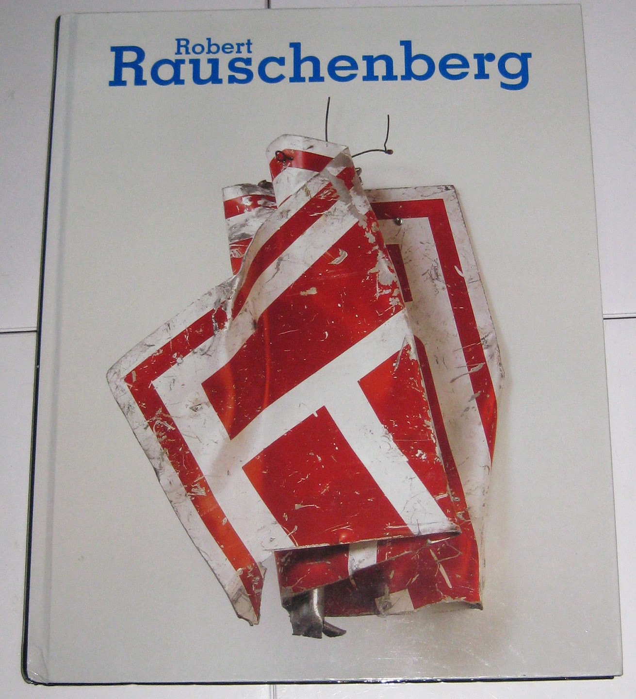 Robert Rauschenberg, Pop Artist, hardcover book, 9.75 X 12 in., mint condition